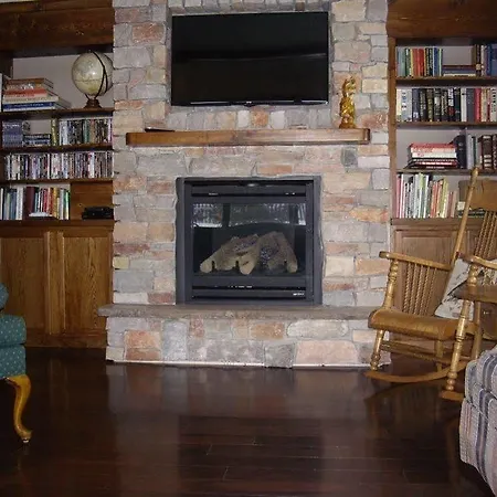 Borchers Ausable Bed And Breakfast